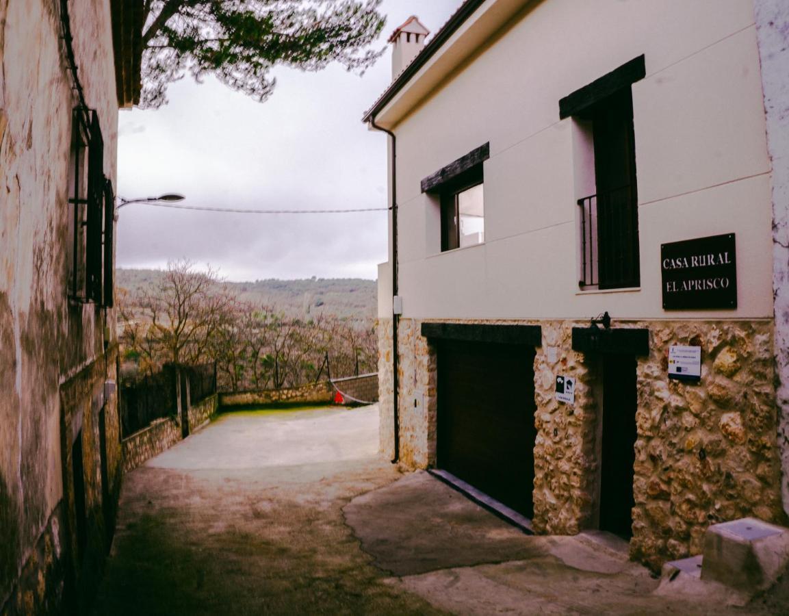 El Aprisco, Con Piscina Climatizada En Hueva-Guadalajara Villa Exterior photo